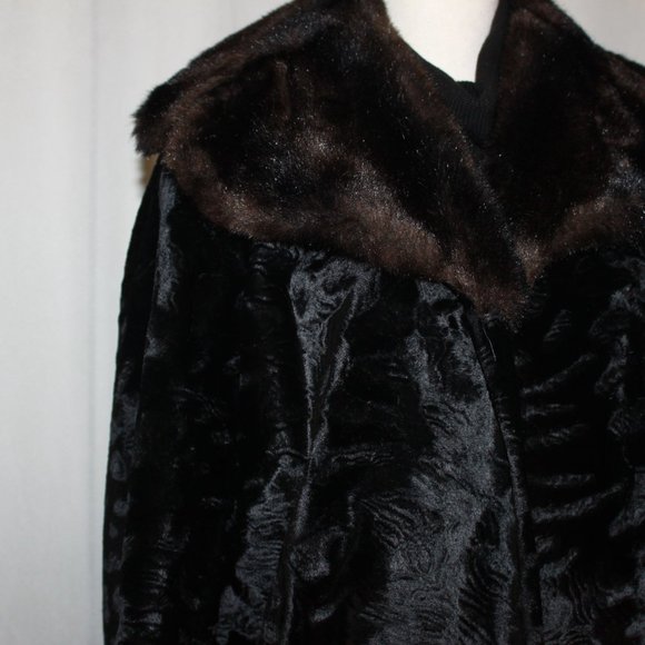 Vintage Tocci Luxury Coat - Picture 3 of 14